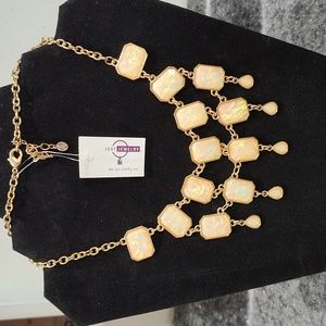 Peach n gold necklace